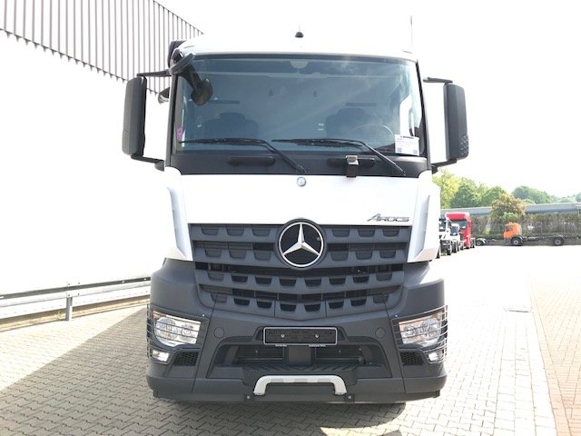 DAIMLER-BENZ Arocs