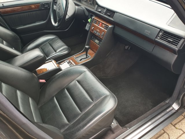 MERCEDES-BENZ 500
