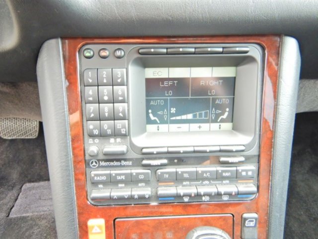 MERCEDES-BENZ S 320