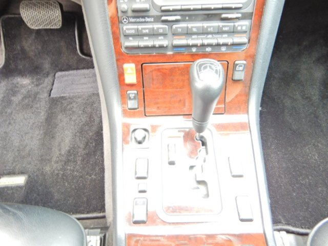 MERCEDES-BENZ S 320