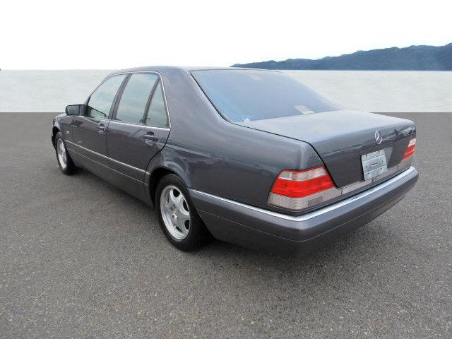 MERCEDES-BENZ S 320