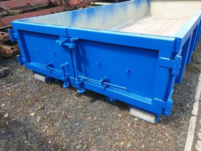 - Abrollcontainer