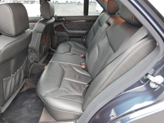 MERCEDES-BENZ S 320