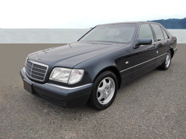 MERCEDES-BENZ S 320