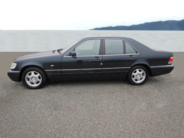 MERCEDES-BENZ S 320