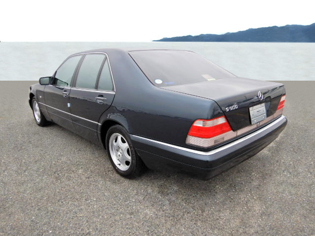 MERCEDES-BENZ S 320