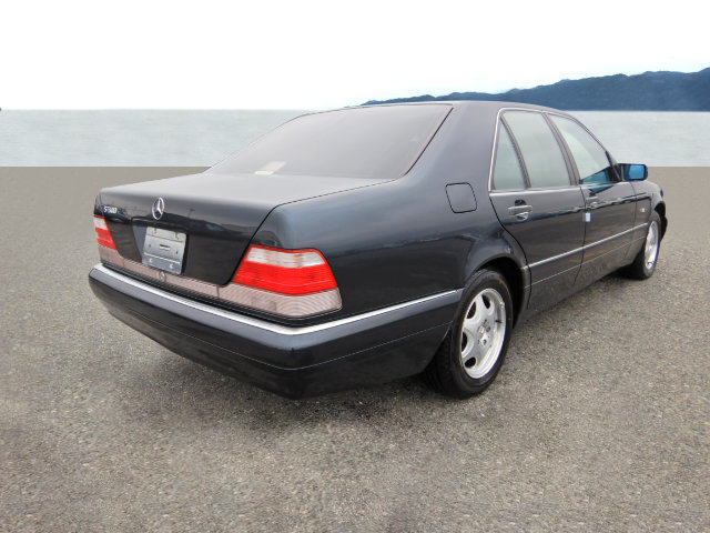 MERCEDES-BENZ S 320