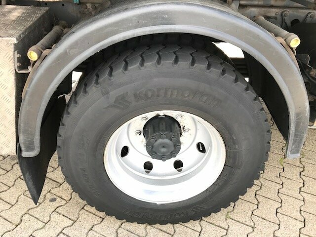 DAIMLER-BENZ Atego