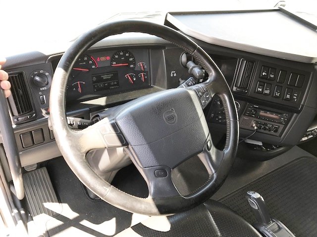 VOLVO (S) FH