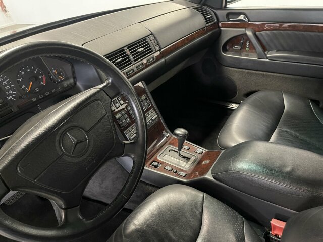 MERCEDES-BENZ 500
