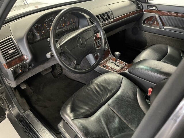 MERCEDES-BENZ 500