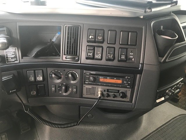 VOLVO (S) FH