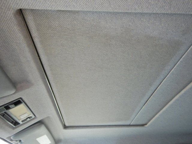 MERCEDES-BENZ G 320