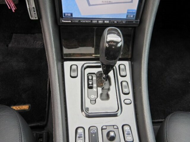 MERCEDES-BENZ CLK 320