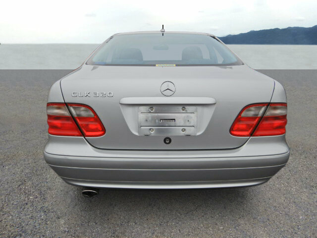 MERCEDES-BENZ CLK 320
