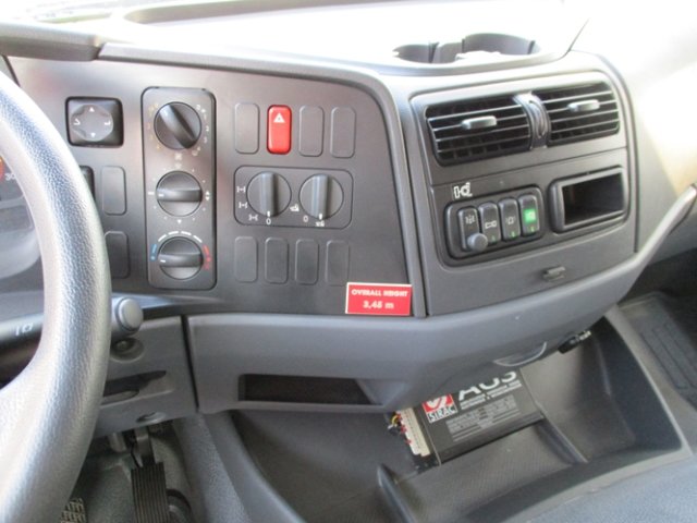 DAIMLER-BENZ Atego