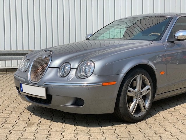JAGUAR (GB) S-Type