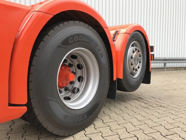SCANIA (S) P
