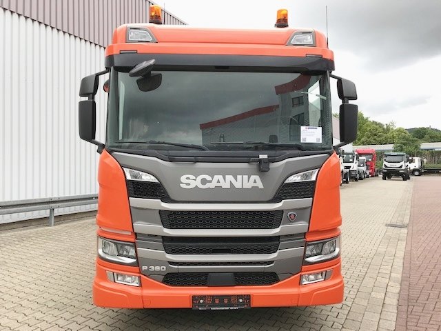 SCANIA (S) P