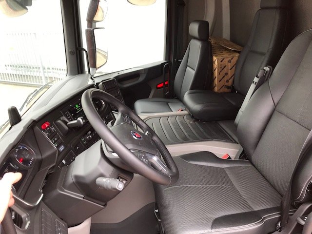 SCANIA (S) P