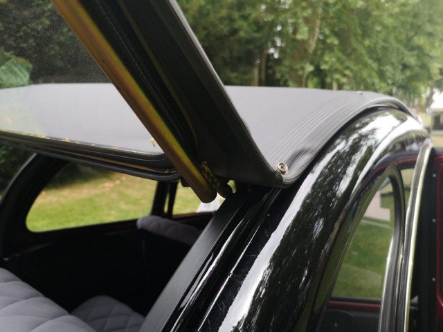 CITROEN (F) 2 CV