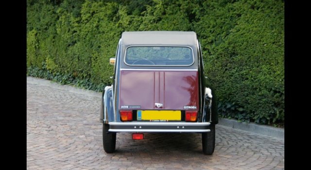 CITROEN (F) 2 CV