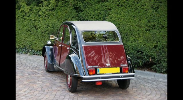 CITROEN (F) 2 CV