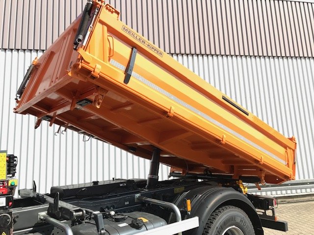 DAIMLER-BENZ Arocs