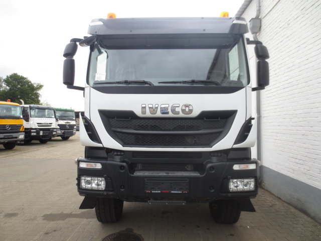 IVECO-MAGIRUS Trakker
