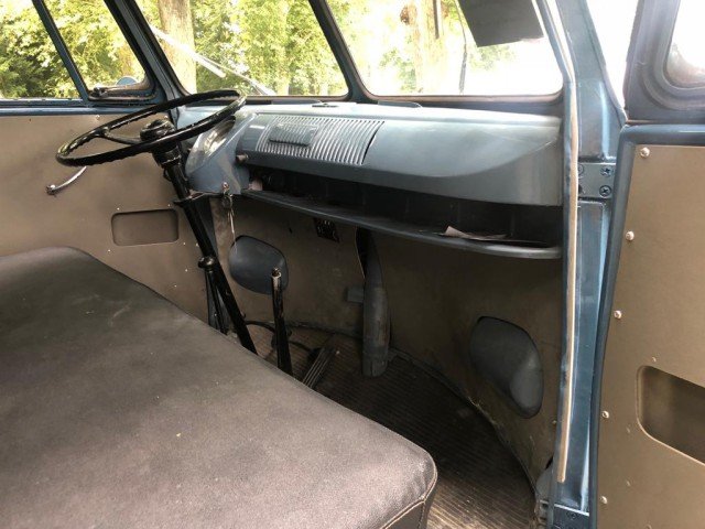 VOLKSWAGEN-VW T1