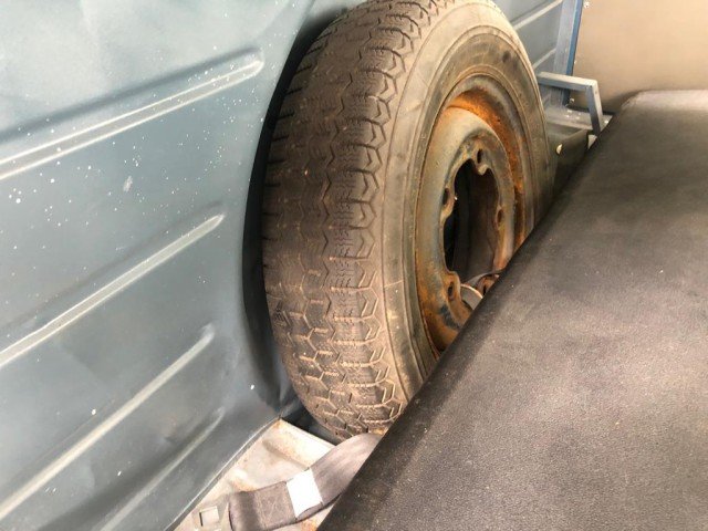 VOLKSWAGEN-VW T1