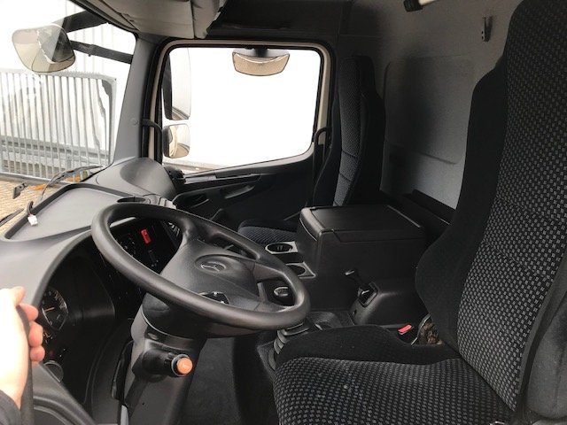 DAIMLER-BENZ Atego