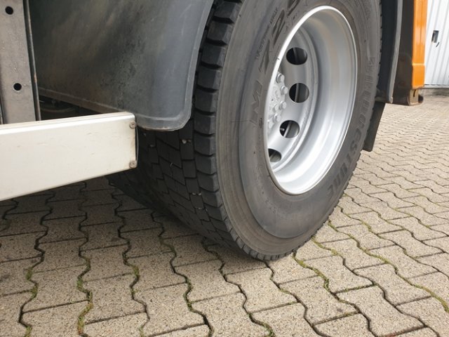 DAF (NL) LF