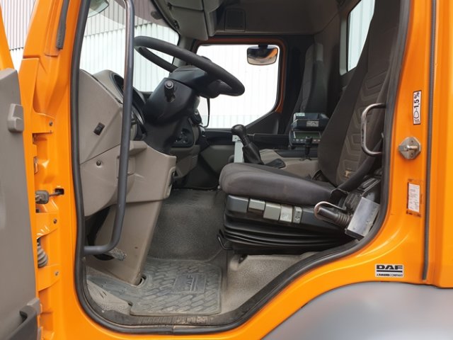 DAF (NL) LF