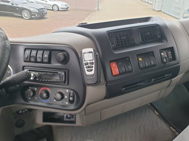DAF (NL) LF
