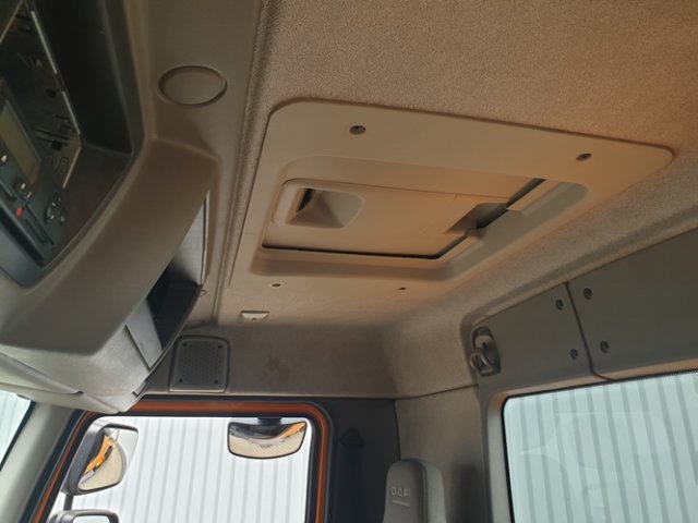 DAF (NL) LF