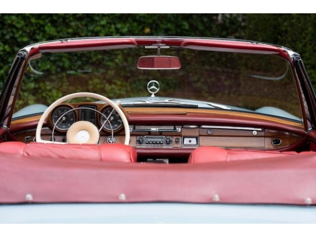 MERCEDES-BENZ 220