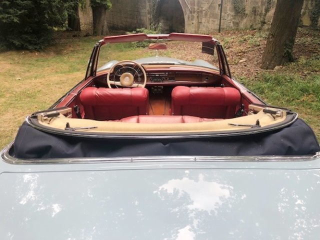 MERCEDES-BENZ 220