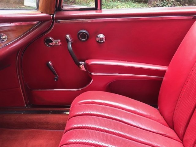 MERCEDES-BENZ 220