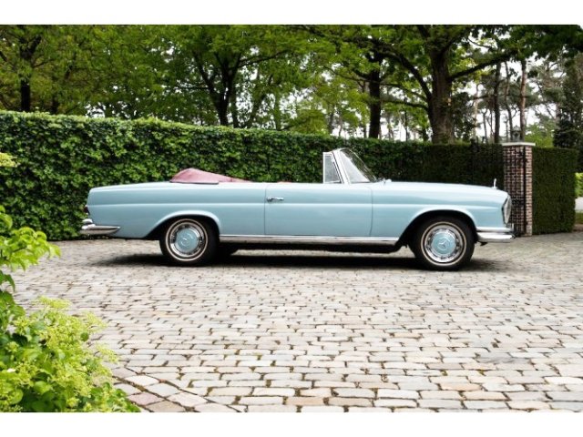 MERCEDES-BENZ 220
