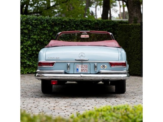MERCEDES-BENZ 220