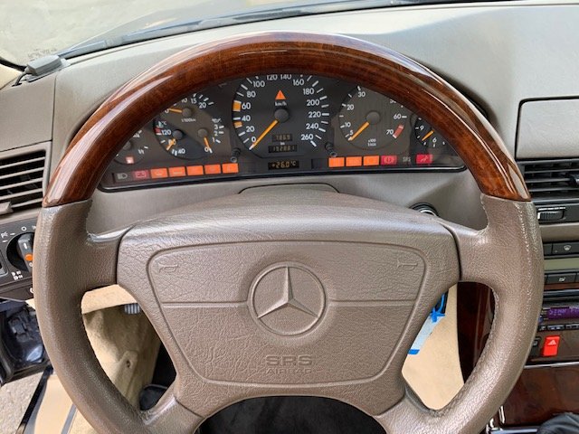 MERCEDES-BENZ SL 280
