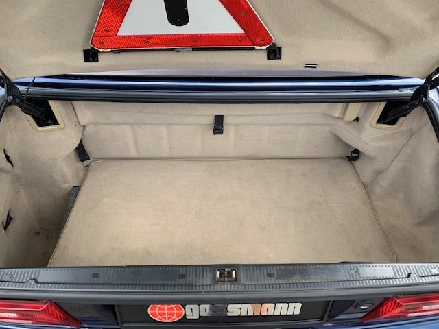 MERCEDES-BENZ SL 280