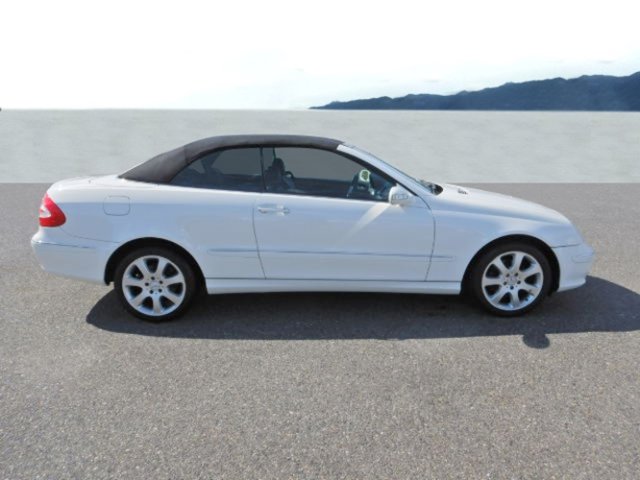 Mercedes-BenzCLK 320