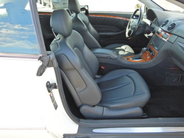 MERCEDES-BENZ CLK 320