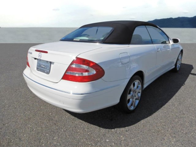 MERCEDES-BENZ CLK 320