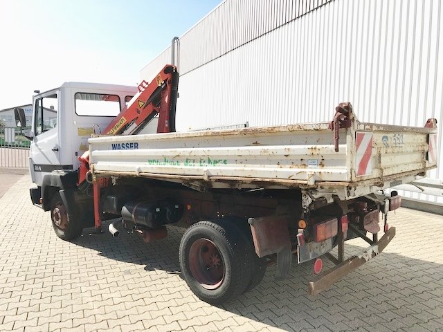 DAIMLER-BENZ -