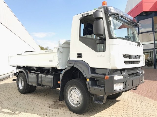 IVECO-MAGIRUS Trakker