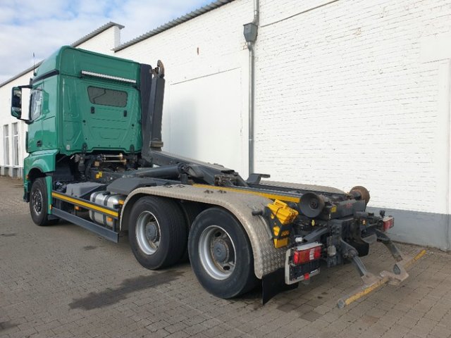 DAIMLER-BENZ Arocs