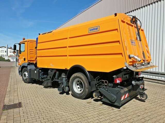 MAN TGM